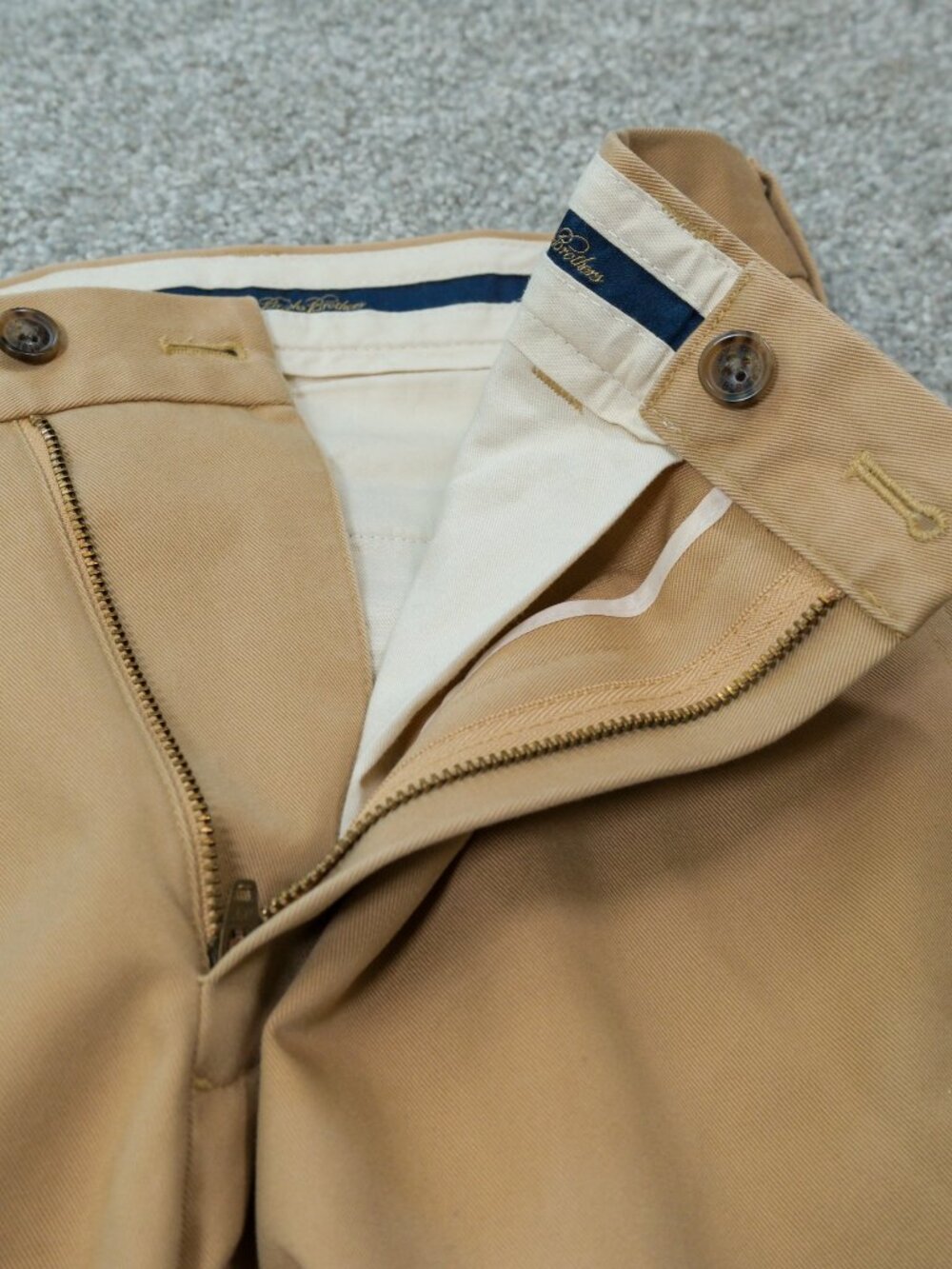 Brooks Brothers Clark Fit Advantage Chino 31x31 Hemmed - Picture 8 of 14
